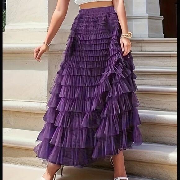 Multilayer Ruffles Tulle Skirt - Picture 2 of 4